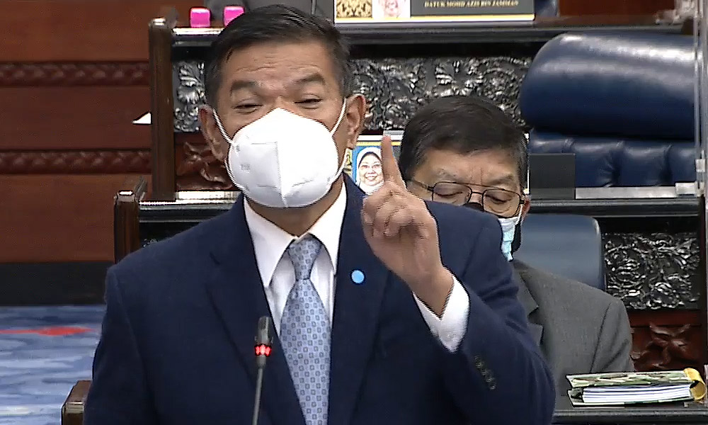 Jika Azeez berani tegur pemimpin, BN masih kerajaan, kata Saifuddin