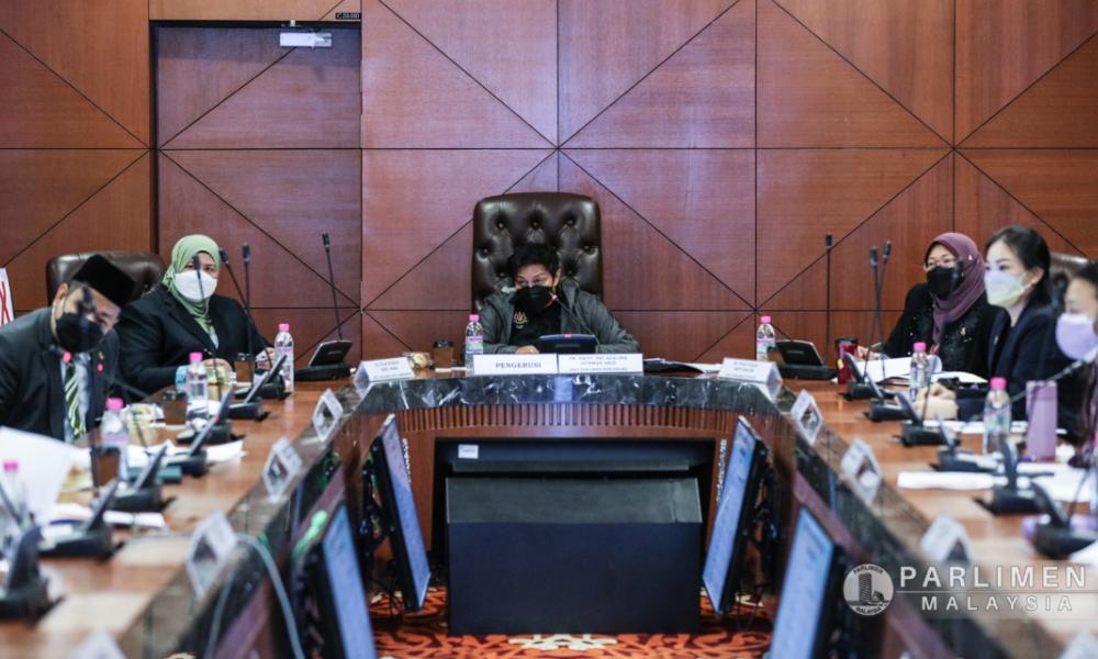 J'kuasa Parlimen gesa kanak-kanak diberi khidmat perundangan percuma