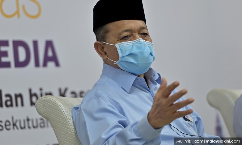 Shahidan: KL chicken prices to drop to RM8 per kg soon