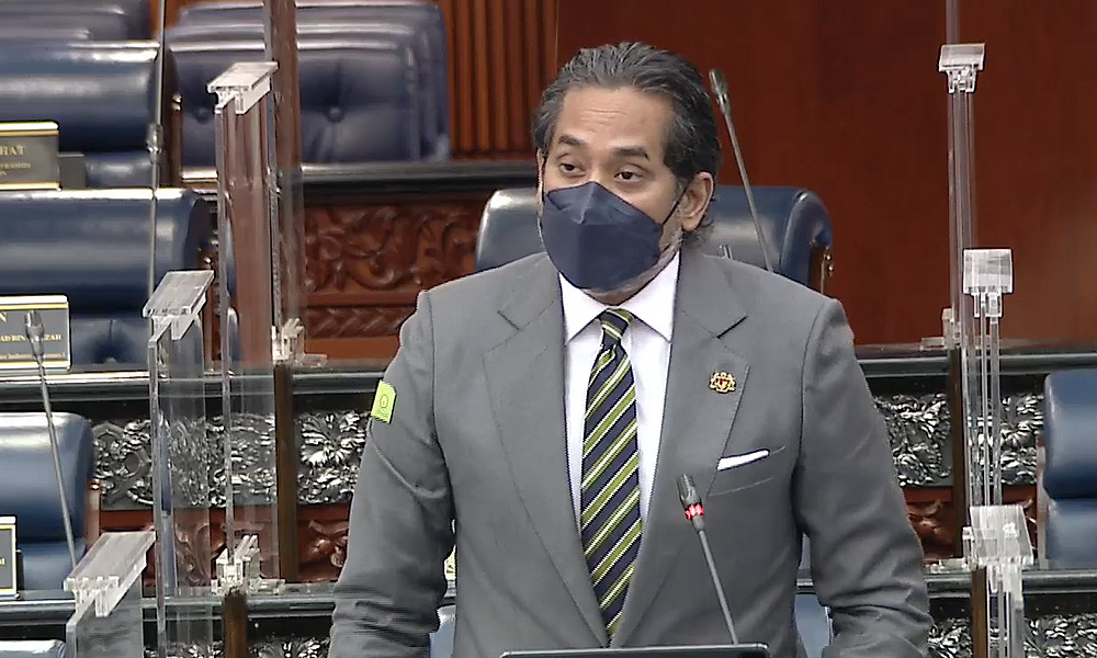 Khairy pushes for passing of landmark smoking control bill