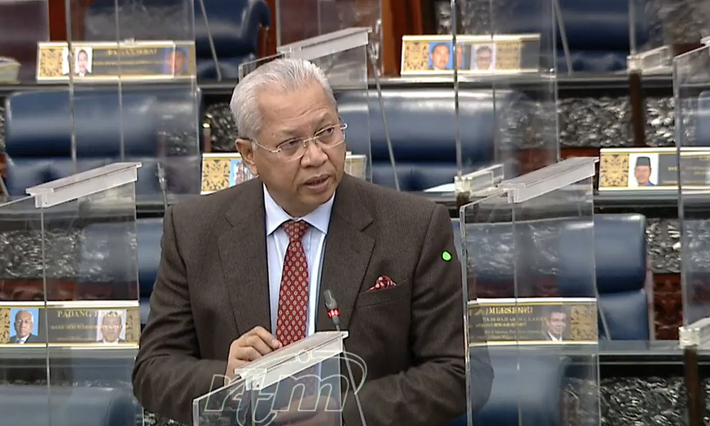 Govt to ensure 5G rollout remains as planned – Annuar