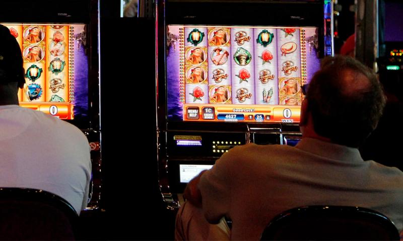 查政治人物拿赌业资金，反贪会捕13人含1“丹斯里”