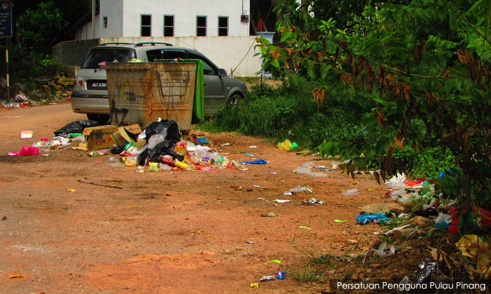 Dua kanak-kanak maut lepas makan sisa makanan dari tong sampah