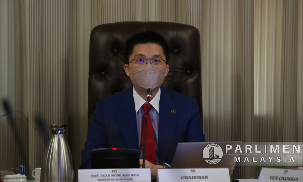 公账会要求总稽司，特别稽查涉贪医疗采购