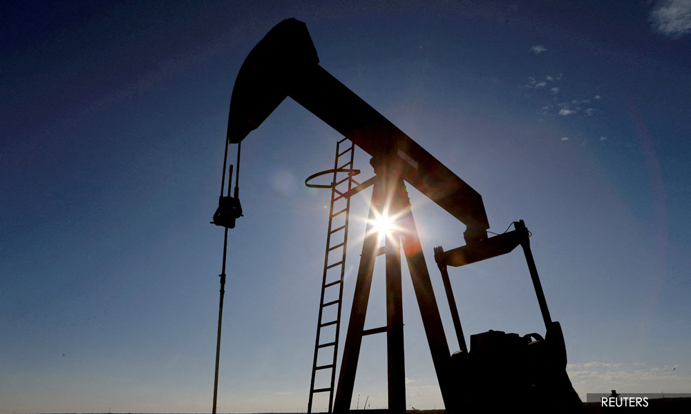 Oil prices rise as fear of tight global supply grows