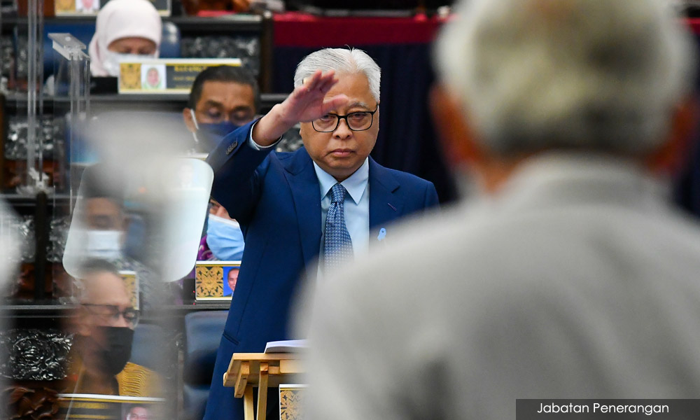 KOLUM | Ismail Sabri PM paling bertuah