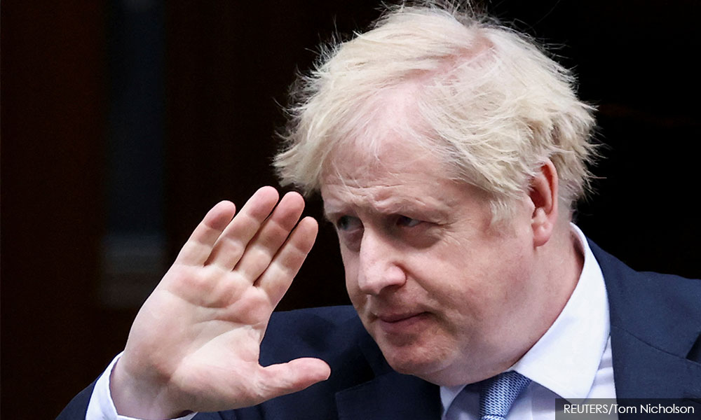 Boris Johnson’s premiership set to crumble as clamour to quit grows